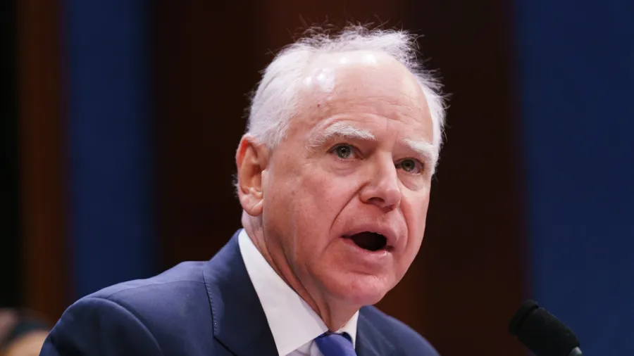 Walz Attacks Trump Iran Policy From Barcelona Progressive Conference