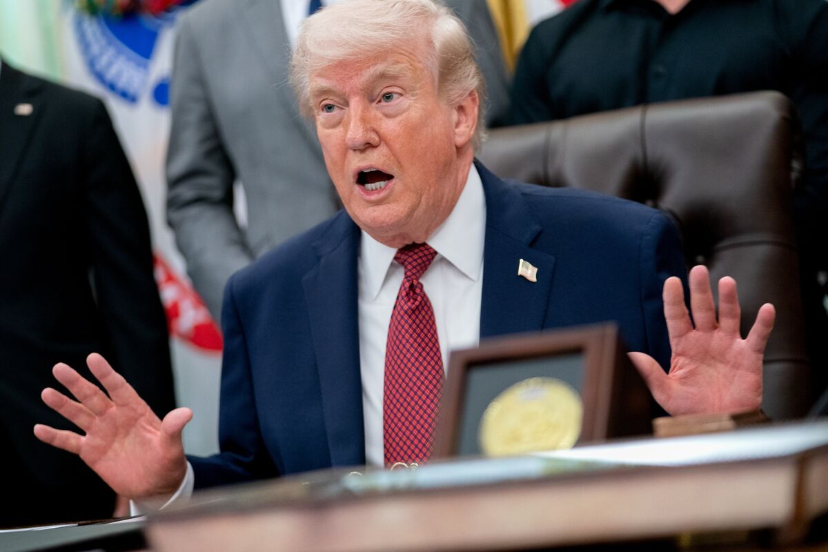 Trump Warns Companies Against Seeking Tariff Refunds: 'I'll Remember'