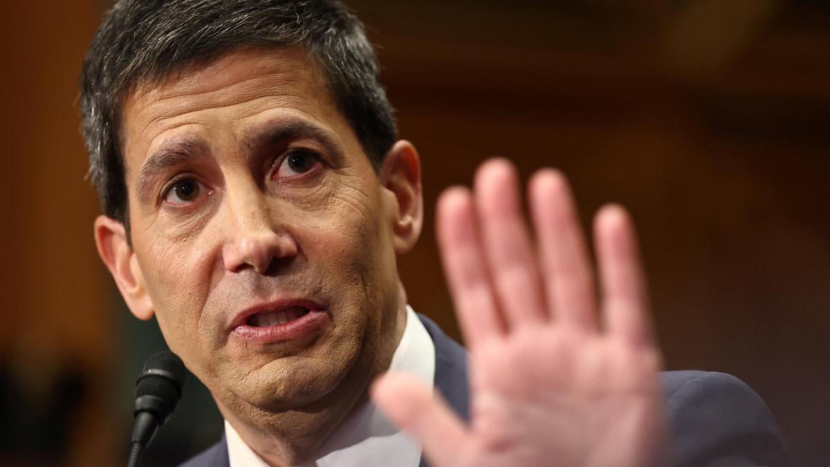Warsh Denies Being Trump's 'Sock Puppet' in Heated Fed Confirmation Hearing